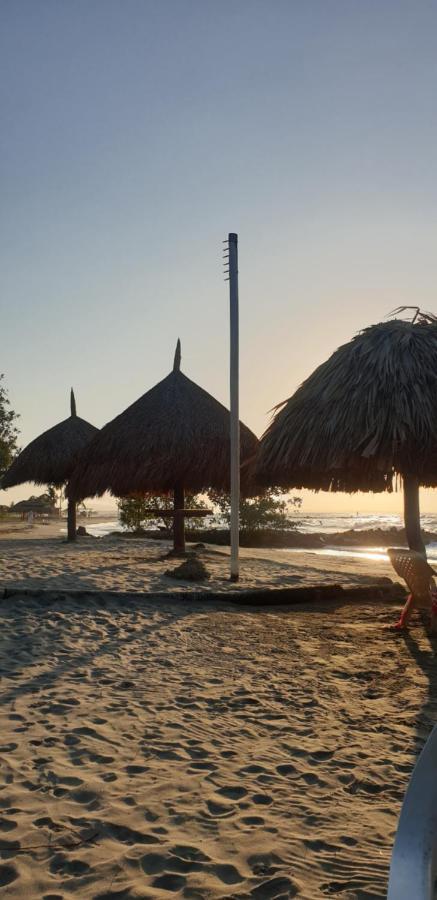 Cabanas La Cuchita Rnt 61621 Coveñas Extérieur photo